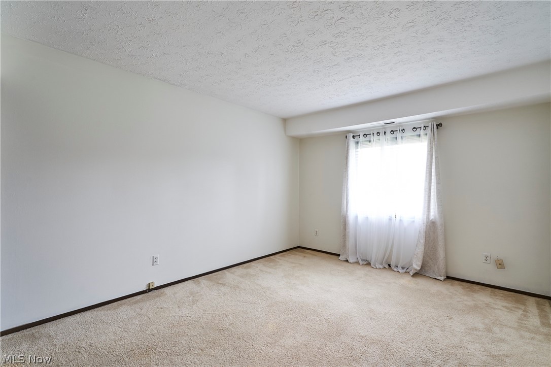 939 Kirkwall Drive Copley OH 44321