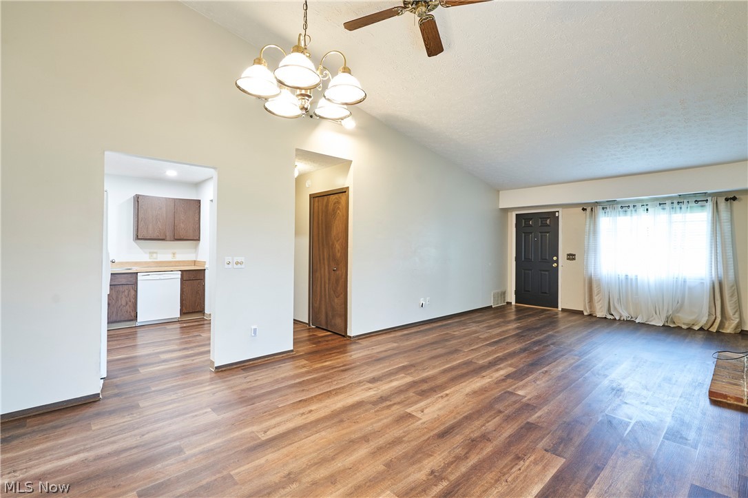 939 Kirkwall Drive Copley OH 44321