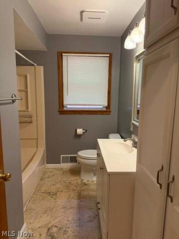2191 Frostwood Drive Youngstown OH 44515