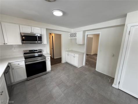 22350 S Woodland Road Shaker Heights OH 44122