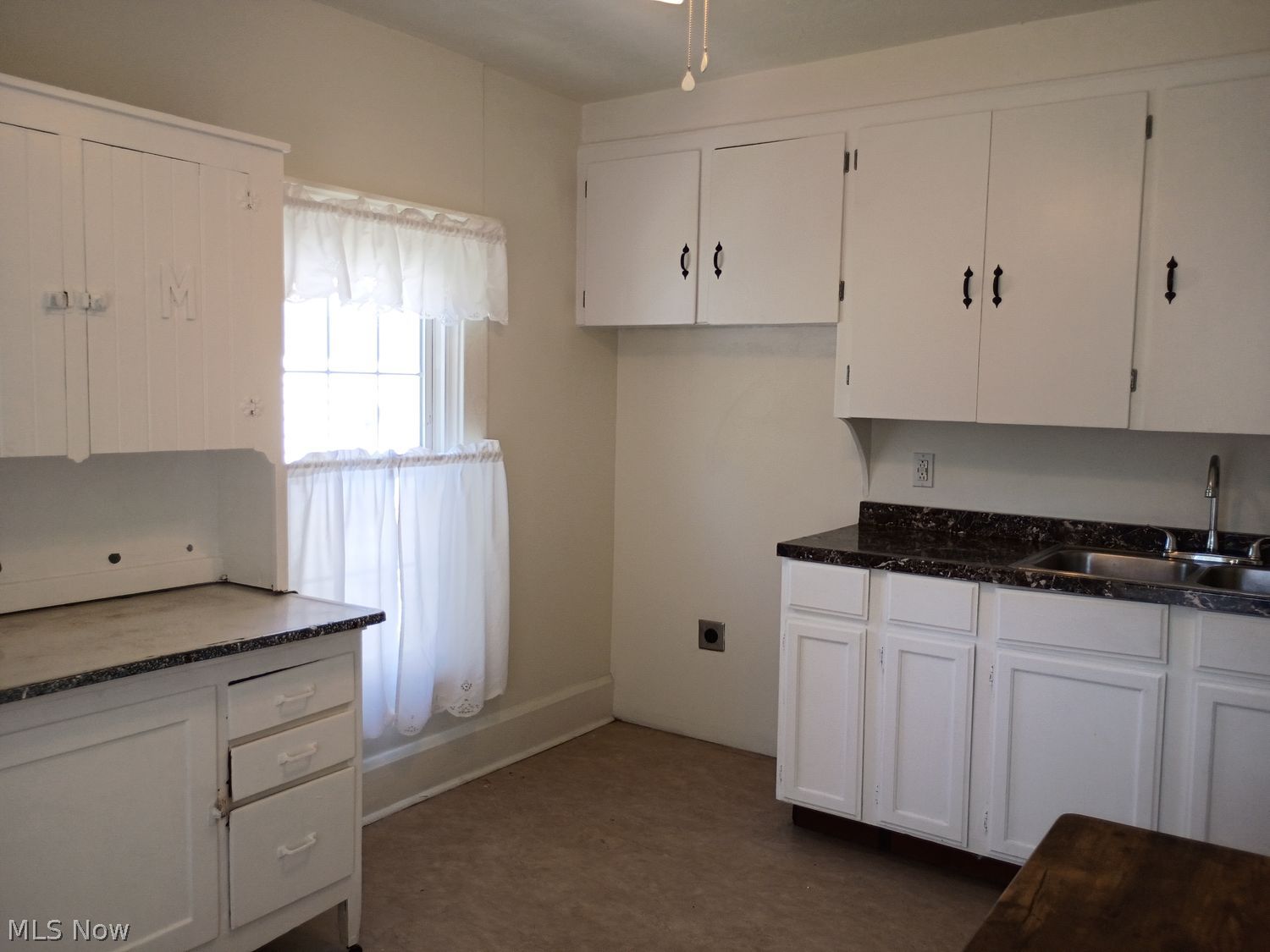 238 Howe Street Elyria OH 44035