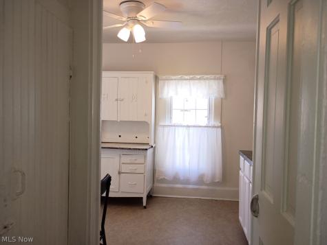 238 Howe Street Elyria OH 44035