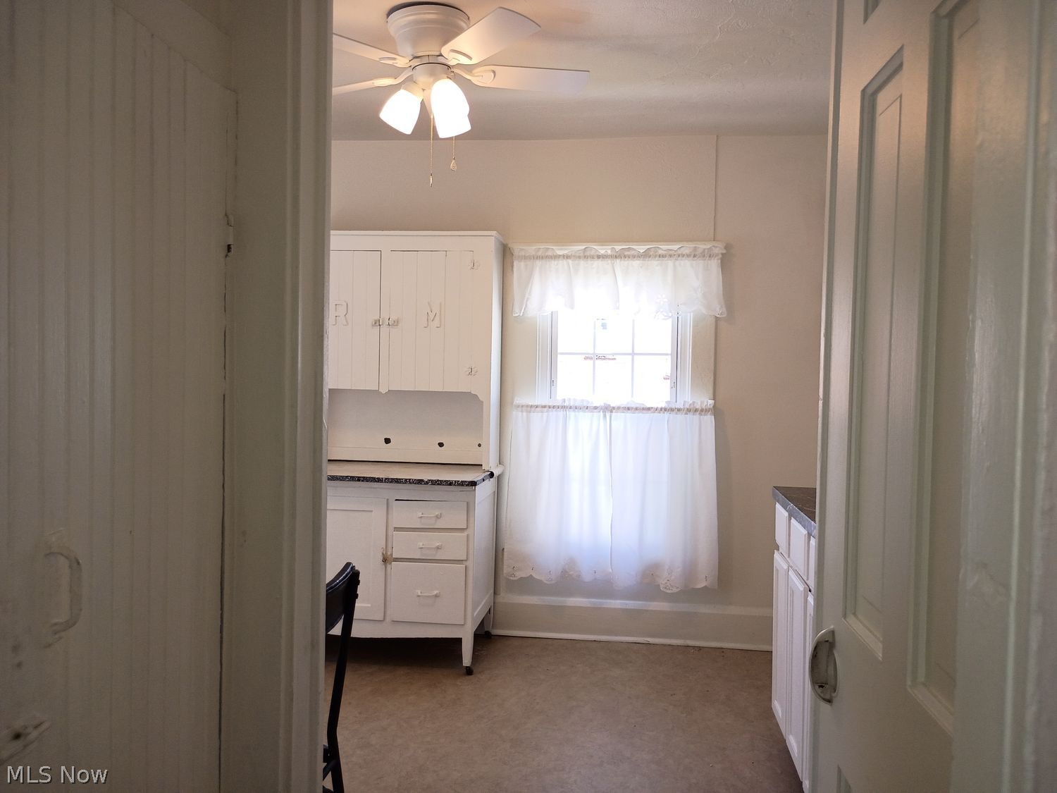 238 Howe Street Elyria OH 44035