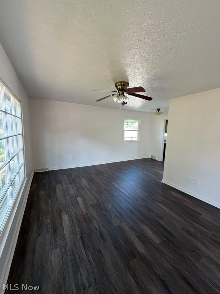 26381 Drakefield Avenue Cleveland OH 44132