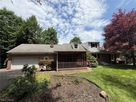 1800 Amarillo Street NW North Canton OH 44720