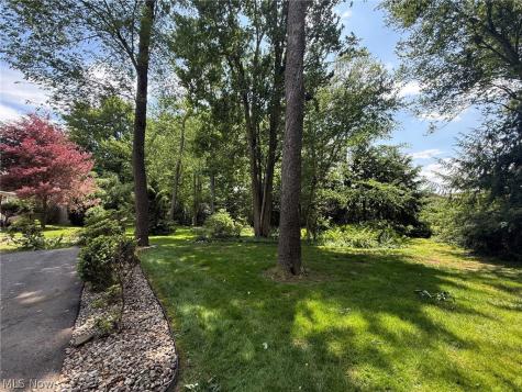 1800 Amarillo Street NW North Canton OH 44720