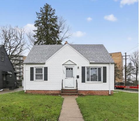 1568 Parker Drive Mayfield Heights OH 44124
