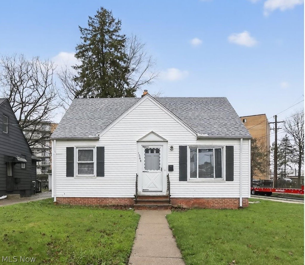 1568 Parker Drive Mayfield Heights OH 44124