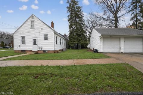 1568 Parker Drive Mayfield Heights OH 44124