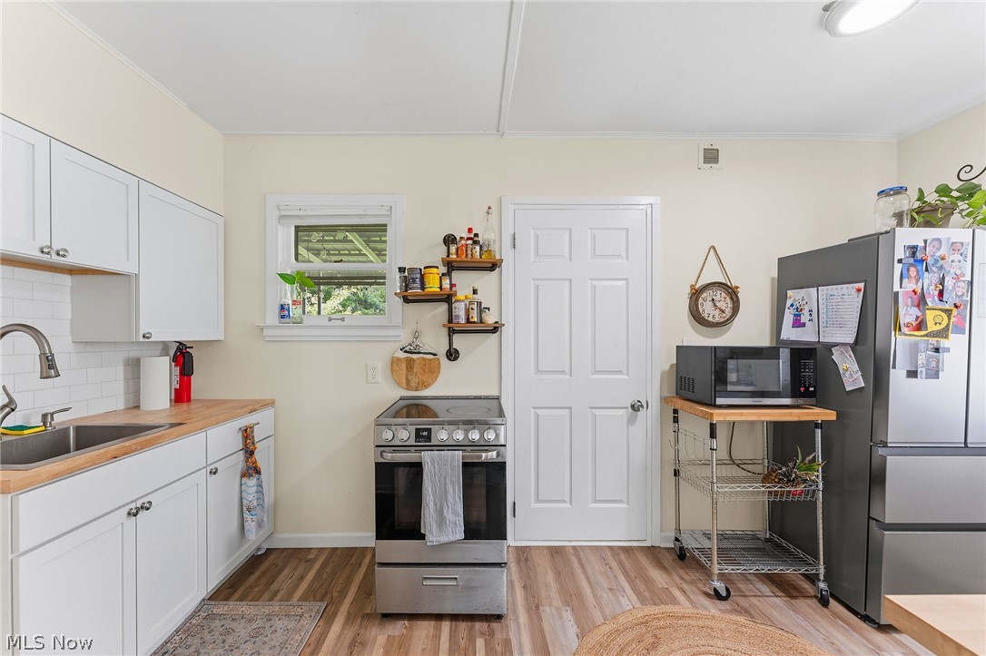 220 Morton Road Vermilion OH 44089