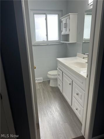 1187 Bonnie Lane Mayfield Heights OH 44124