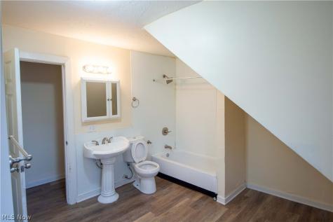 3280 E 128th Street Cleveland OH 44120