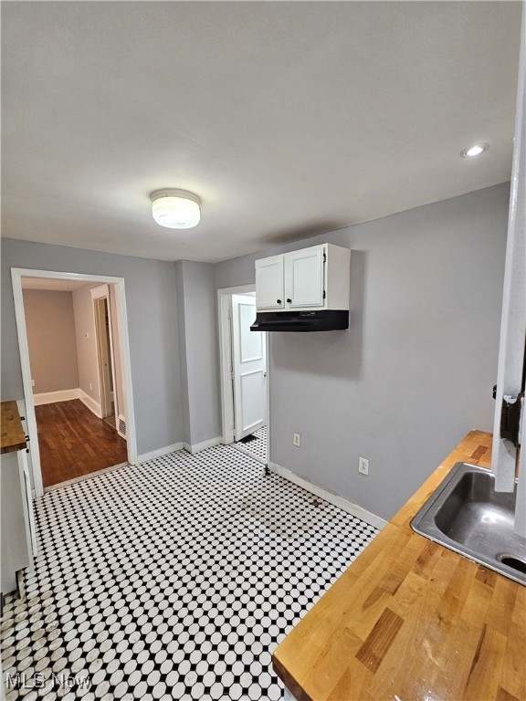 2247 W 20th Street Cleveland OH 44113