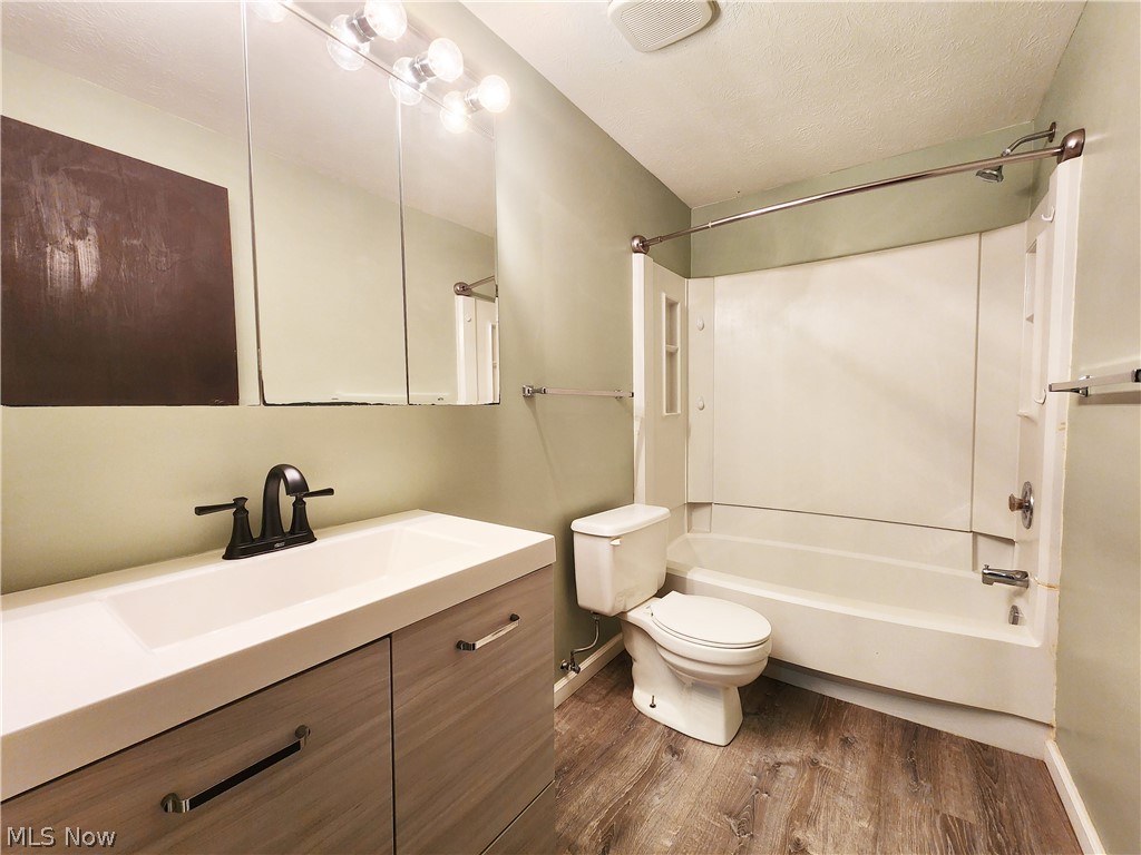 3863 Lake Run Boulevard Stow OH 44224