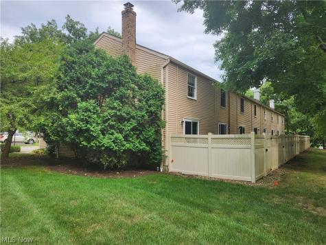 3863 Lake Run Boulevard Stow OH 44224
