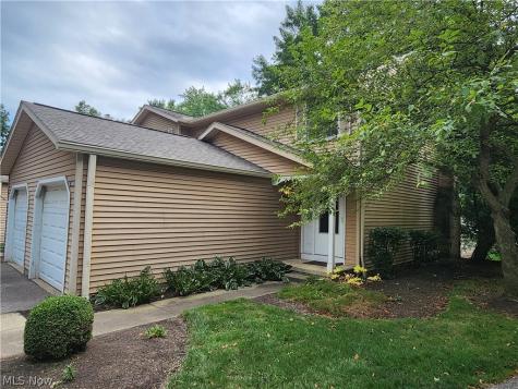 3863 Lake Run Boulevard Stow OH 44224