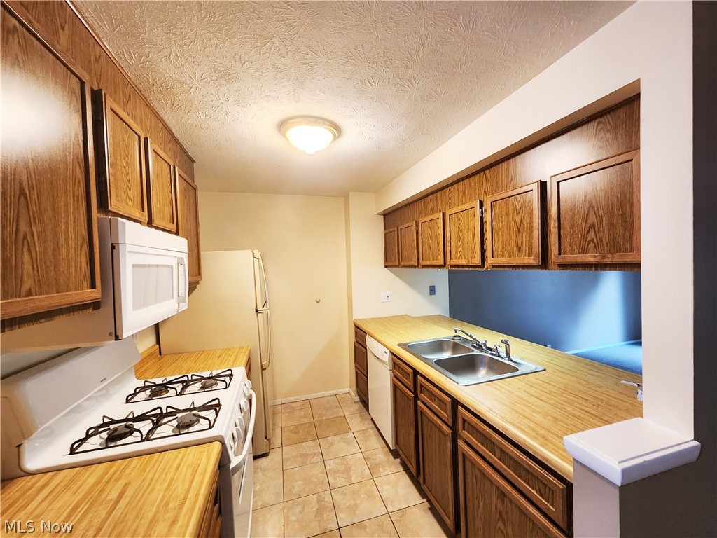 3863 Lake Run Boulevard Stow OH 44224