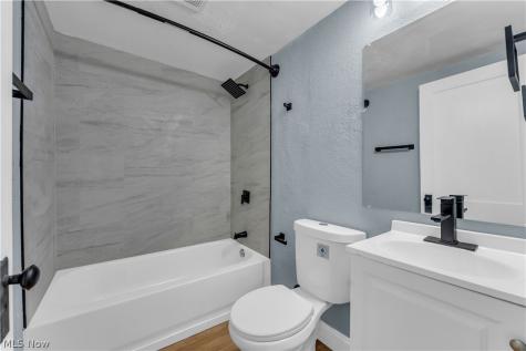 1401 E 219th Street Euclid OH 44117