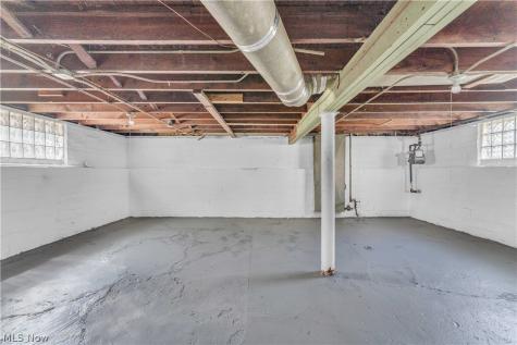 1401 E 219th Street Euclid OH 44117