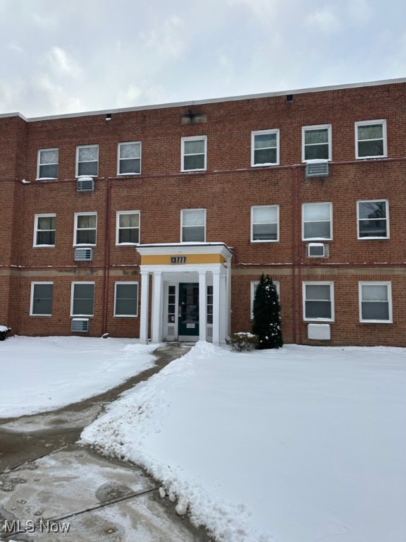 13777 Cedar Road South Euclid OH 44118