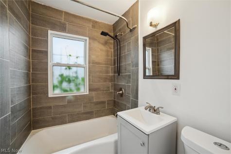 5145 E 114th Street Garfield Heights OH 44125