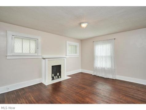 191 N Portage Path Akron OH 44303