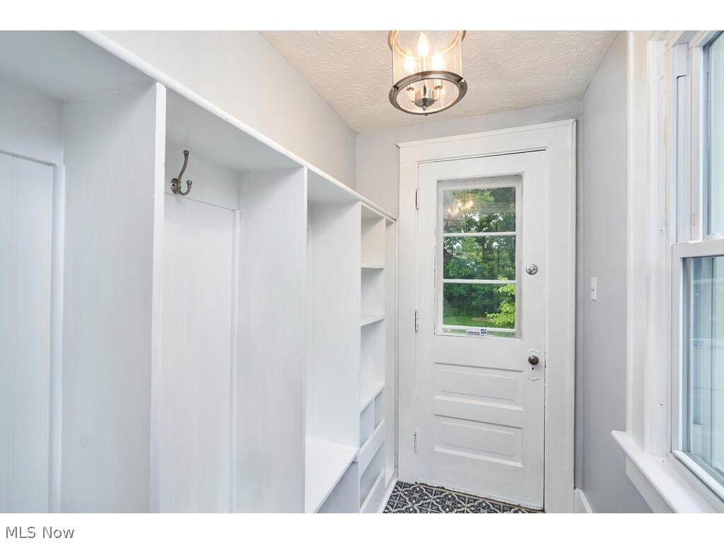 191 N Portage Path Akron OH 44303