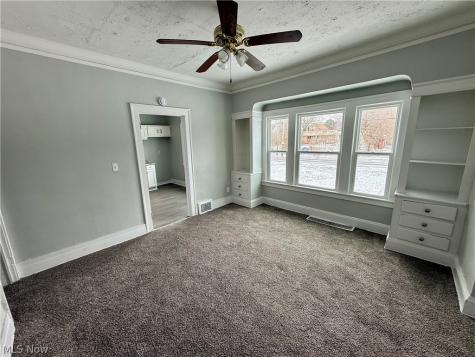 9215 Yale Avenue Cleveland OH 44108