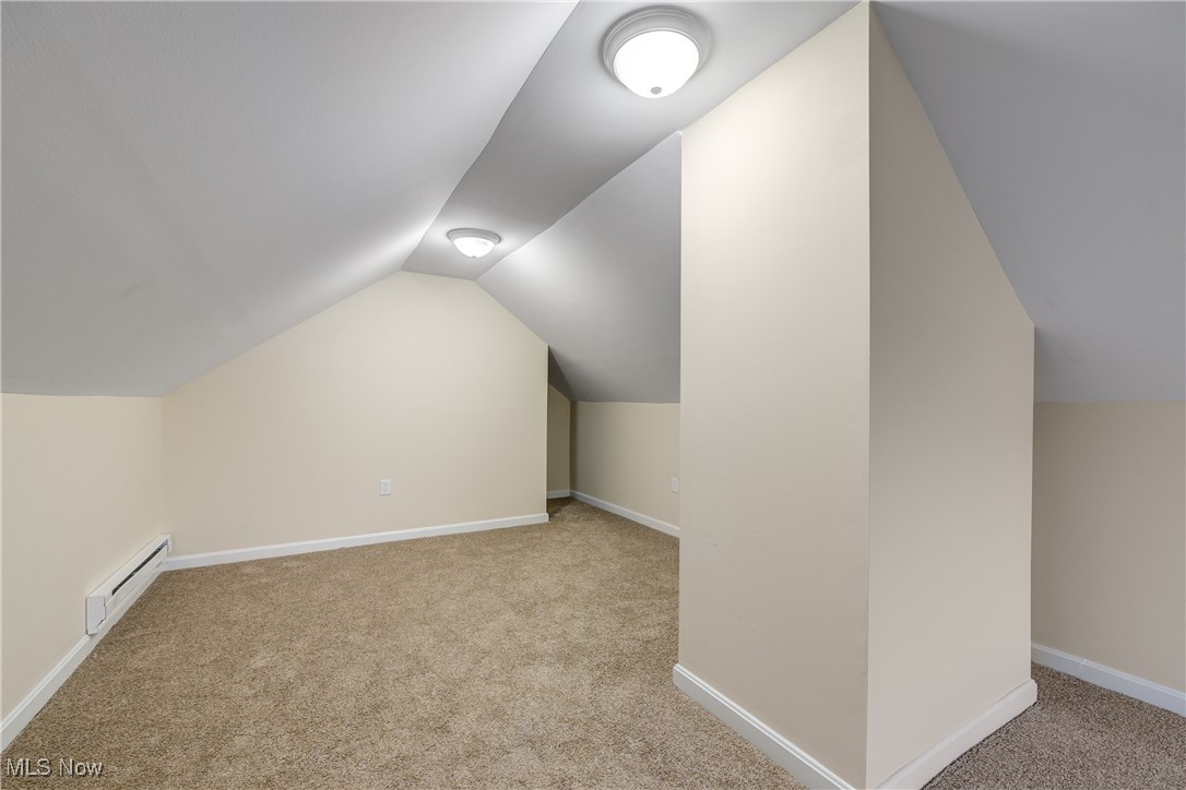 2085 Chesterland Avenue Lakewood OH 44107