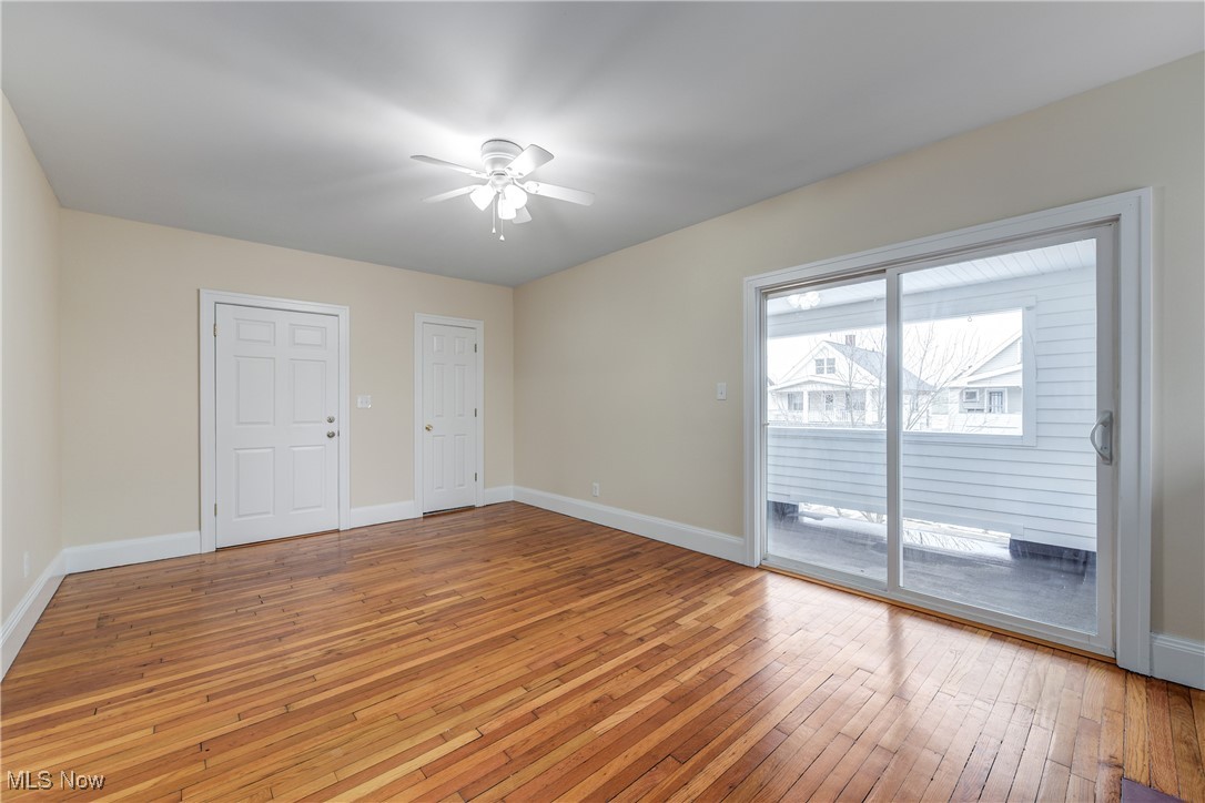 2085 Chesterland Avenue Lakewood OH 44107