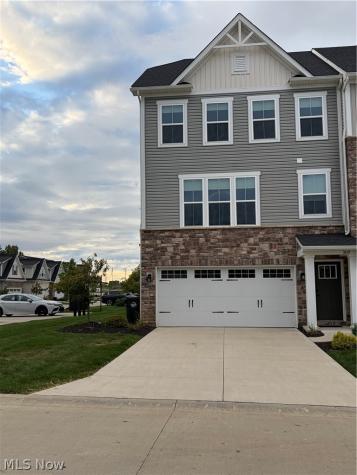 3419 Links Drive Fairlawn OH 44333