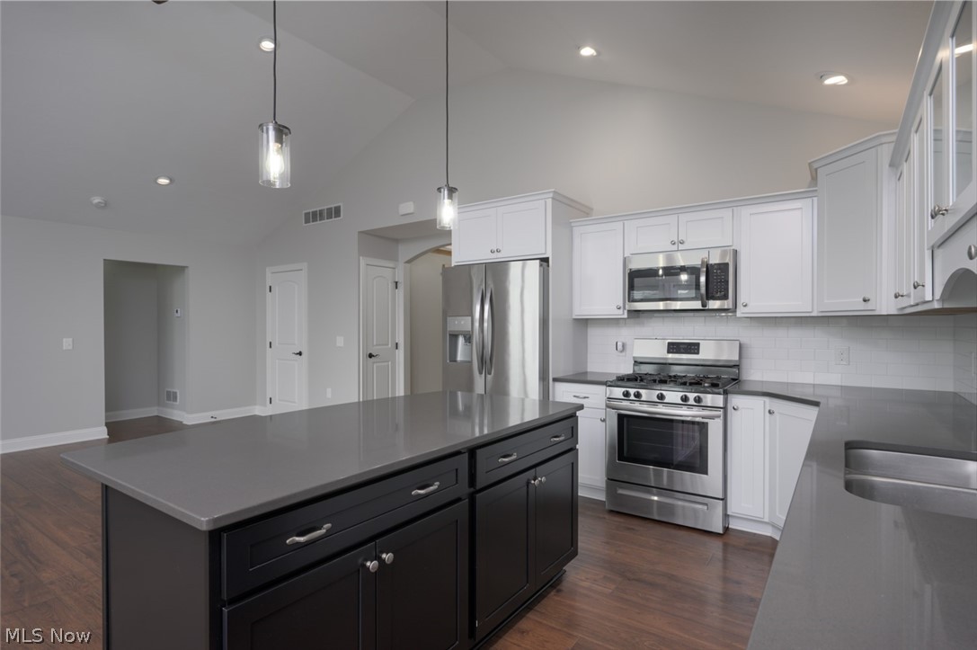 15335 Knox Circle Middlefield OH 44062