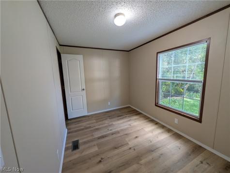 230 Golfway Trail Elyria OH 44035