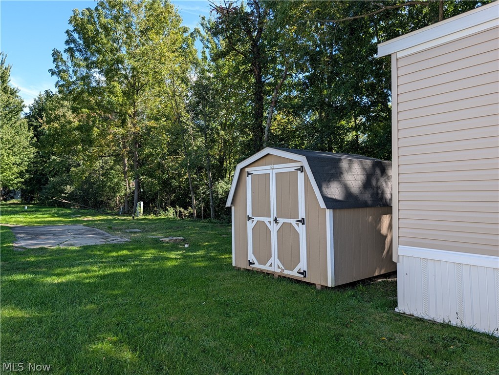 230 Golfway Trail Elyria OH 44035
