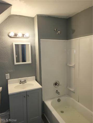 Dewalt Avenue NW Canton OH 44703