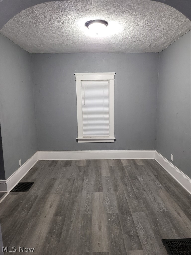 1007 Dewalt Avenue NW Canton OH 44703