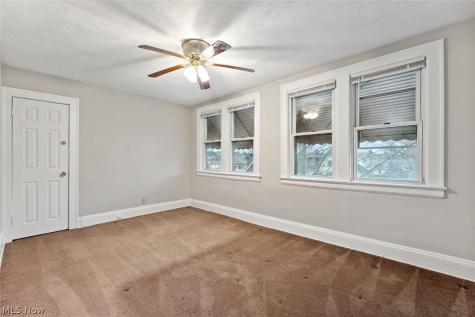 4367 E 139th Street Garfield Heights OH 44105