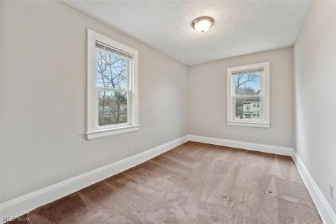 4367 E 139th Street Garfield Heights OH 44105