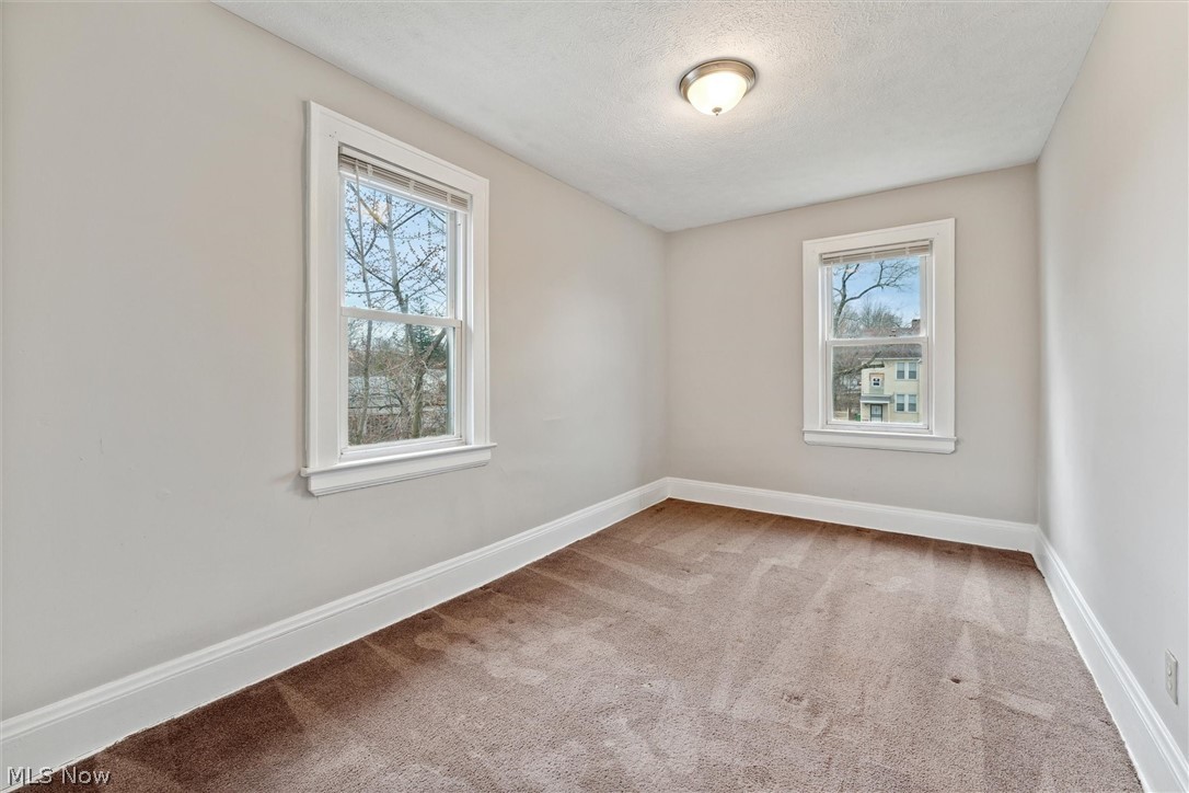 4367 E 139th Street Garfield Heights OH 44105