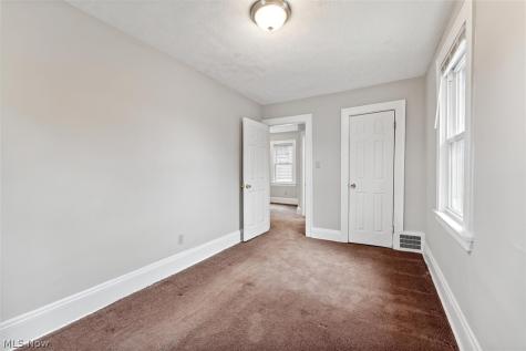 4367 E 139th Street Garfield Heights OH 44105