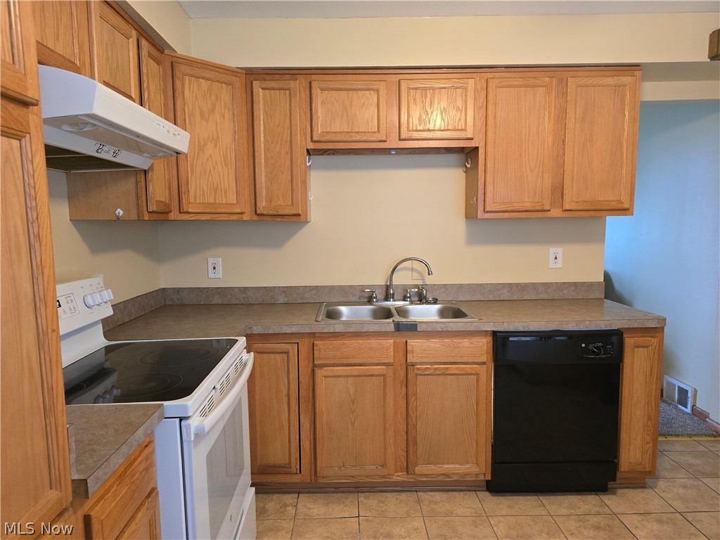 16200 Edgewood Court Maple Heights OH 44137