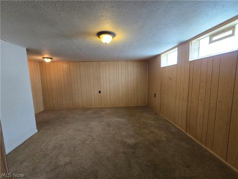 16200 Edgewood Court Maple Heights OH 44137
