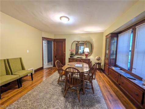 2589 W 10th Street Cleveland OH 44113