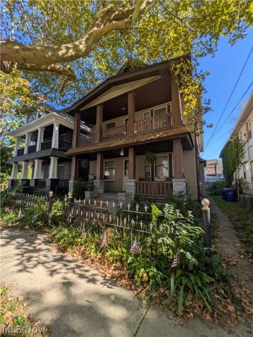 2589 W 10th Street Cleveland OH 44113