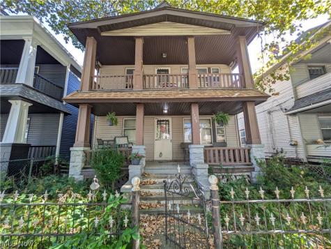 2589 W 10th Street Cleveland OH 44113