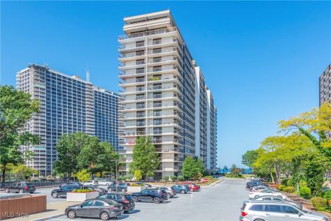 12550 Lake Avenue Lakewood OH 44107