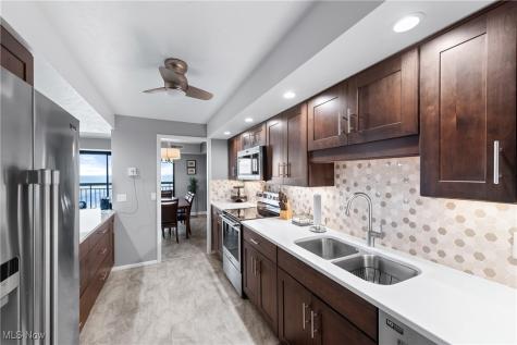 12550 Lake Avenue Lakewood OH 44107