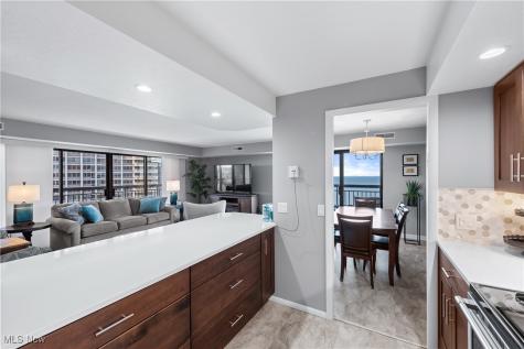 12550 Lake Avenue Lakewood OH 44107