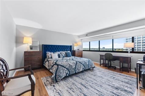 12550 Lake Avenue Lakewood OH 44107