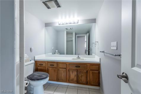 12550 Lake Avenue Lakewood OH 44107